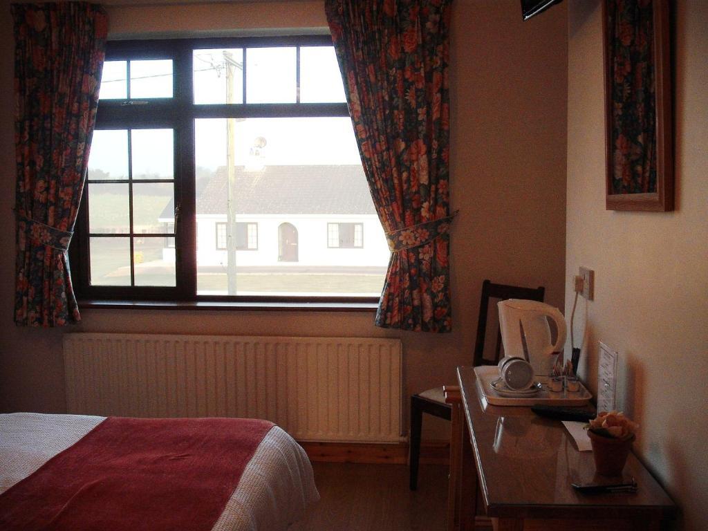Maryville Bed And Breakfast Nenagh Δωμάτιο φωτογραφία